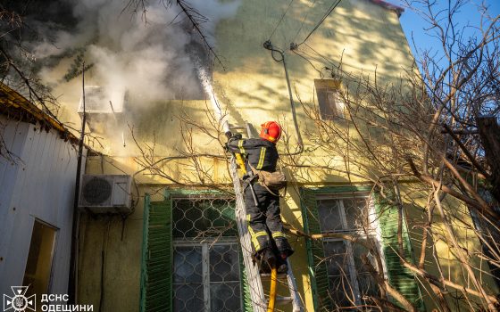 В Одесі на пожежі постраждала дитина (фото, відео) «фото»