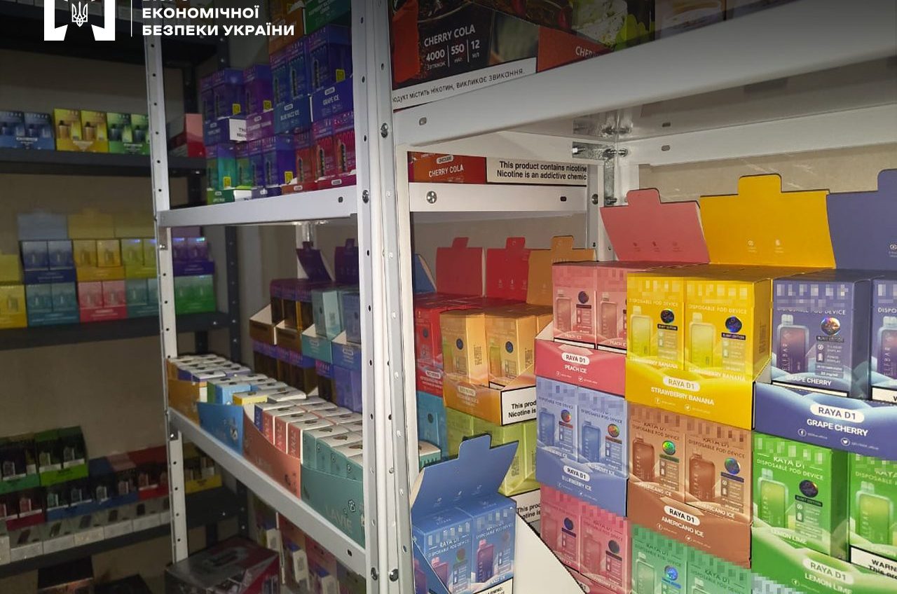 В Одесі засудили двох чоловіків за нелегальний продаж електронок: вартість вилученого 3 мільйони usionline.com В Одесі засудили двох чоловіків за нелегальний продаж електронок: вартість вилученого 3 мільйони «фото»