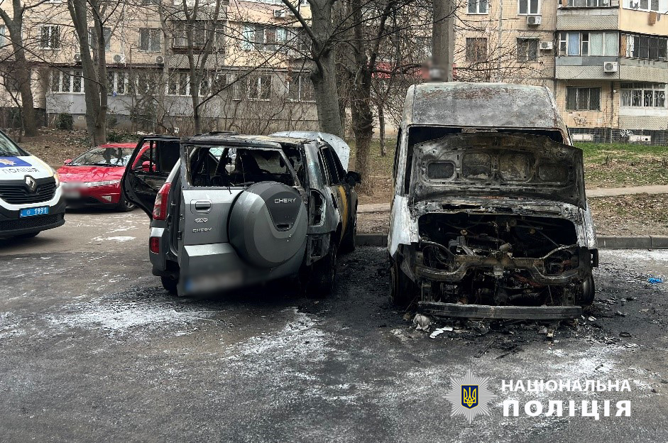 В Одесі затримали чоловіка, який наприкінці лютого спалив авто (фото) «фото»