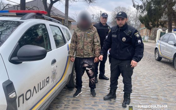 На Одещині затримали ексвійськового з цілим арсеналом трофейної зброї (фото) «фото»