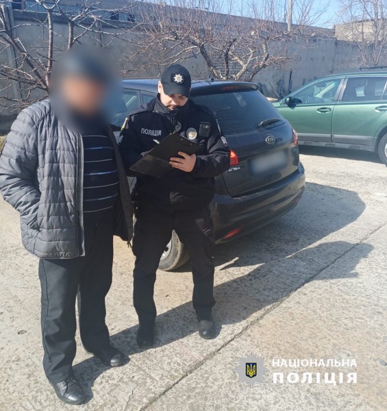 Збив односелицю і поїхав з місця ДТП: на Одещині затримали 73-річного водія usionline.com Збив односелицю і поїхав з місця ДТП: на Одещині затримали 73-річного водія «фото»