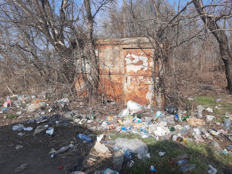 Через купи сміття біля Хаджибейського лиману можуть заборонити зупинку транспорту (фото) usionline.com Через купи сміття біля Хаджибейського лиману можуть заборонити зупинку транспорту (фото) «фото»