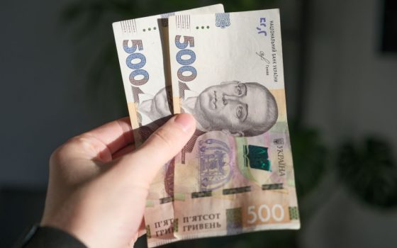 Підвищення зарплати освітянам є проблематичним: прем’єр Шмигаль «фото»
