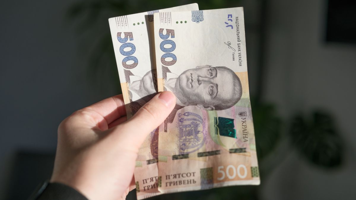 Підвищення зарплати освітянам є проблематичним: прем’єр Шмигаль usionline.com Підвищення зарплати освітянам є проблематичним: прем’єр Шмигаль «фото»