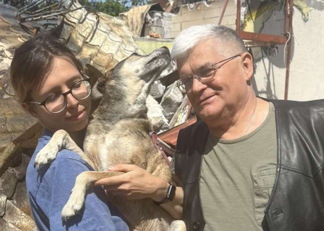 Знайшовся пес директора Одеського зоопарку Альбус, який загубився під час дронової атаки usionline.com Знайшовся пес директора Одеського зоопарку Альбус, який загубився під час дронової атаки «фото»
