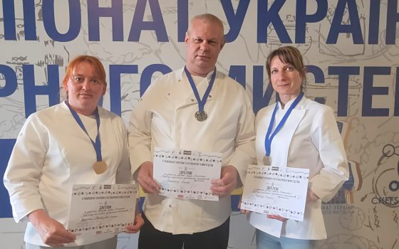 На чемпіонаті кулінарного мистецтва одеські шкільні кухарі опинилися серед найкращих (фото) «фото»