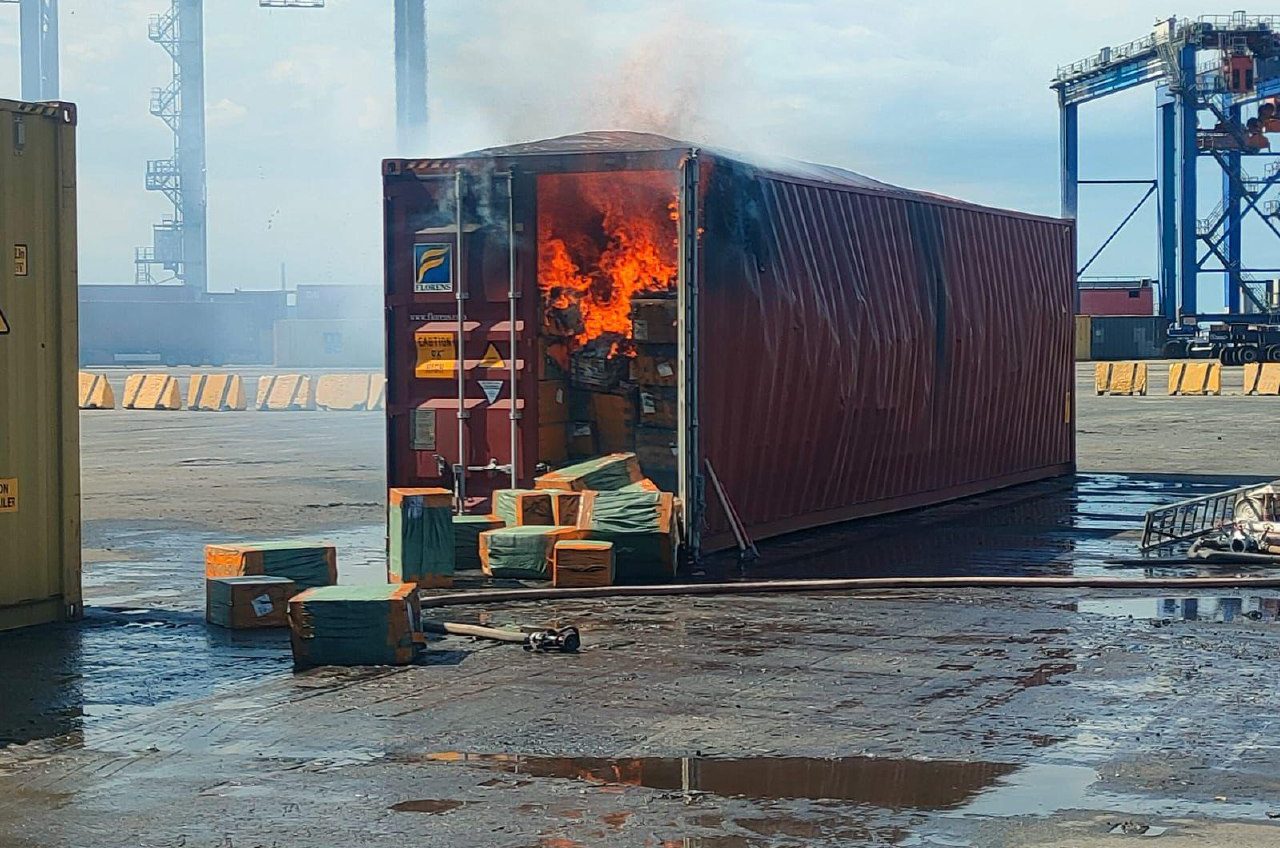 Одна людина загинула, 8 поранені: наслідки ракетного удару по Одесі (офіційна інформація) usionline.com Одна людина загинула, 8 поранені: наслідки ракетного удару по Одесі (офіційна інформація) «фото»