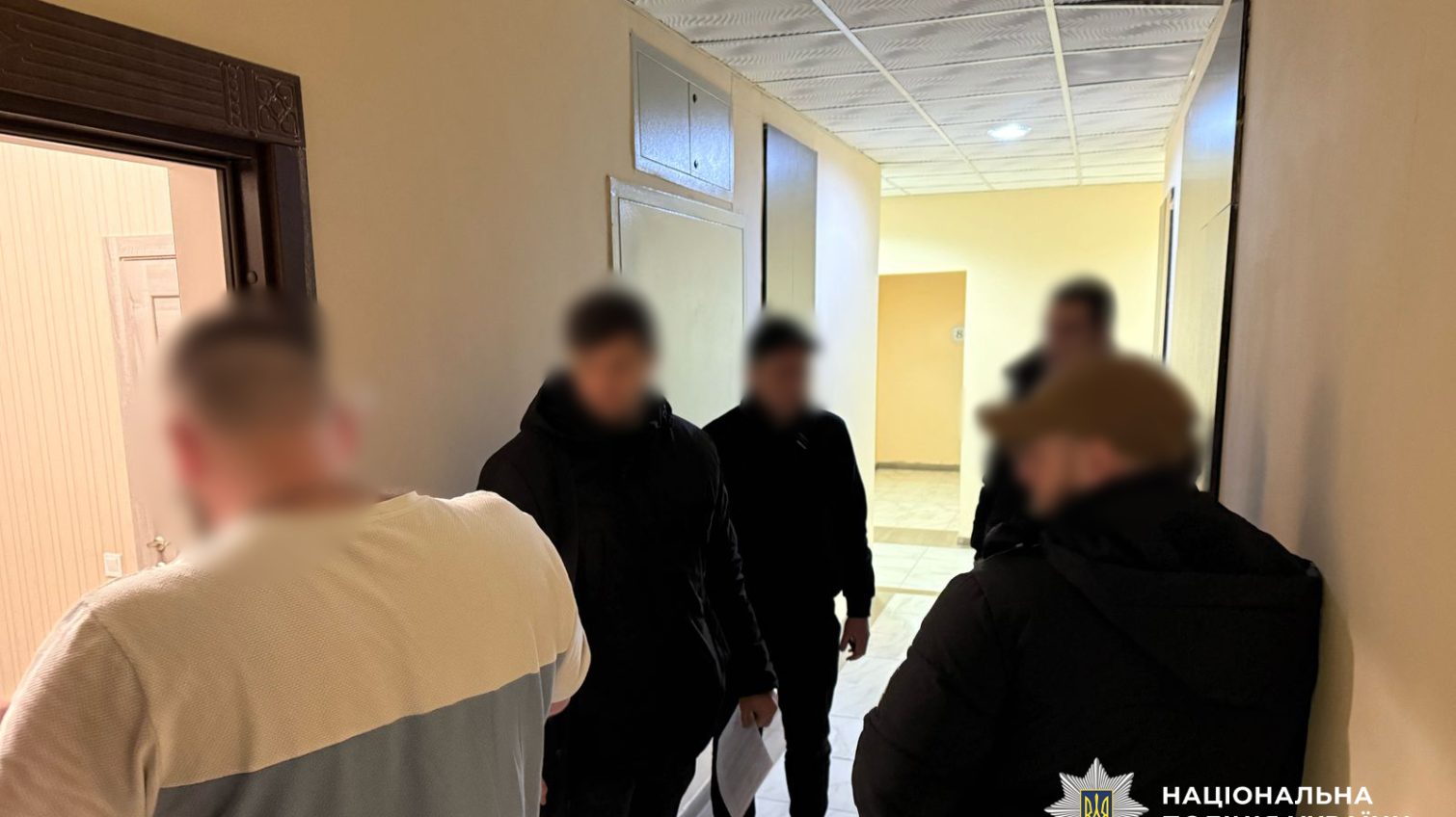 Замість допомоги — хабар: в Одесі лікар вимагав гроші в людини з інвалідністю (фото) usionline.com Замість допомоги — хабар: в Одесі лікар вимагав гроші в людини з інвалідністю (фото) «фото»