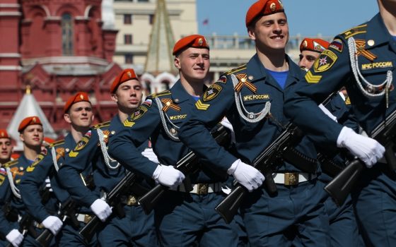Парад 9 травня. РФ підкупила країни-учасниці на 100 млрд доларів «фото»