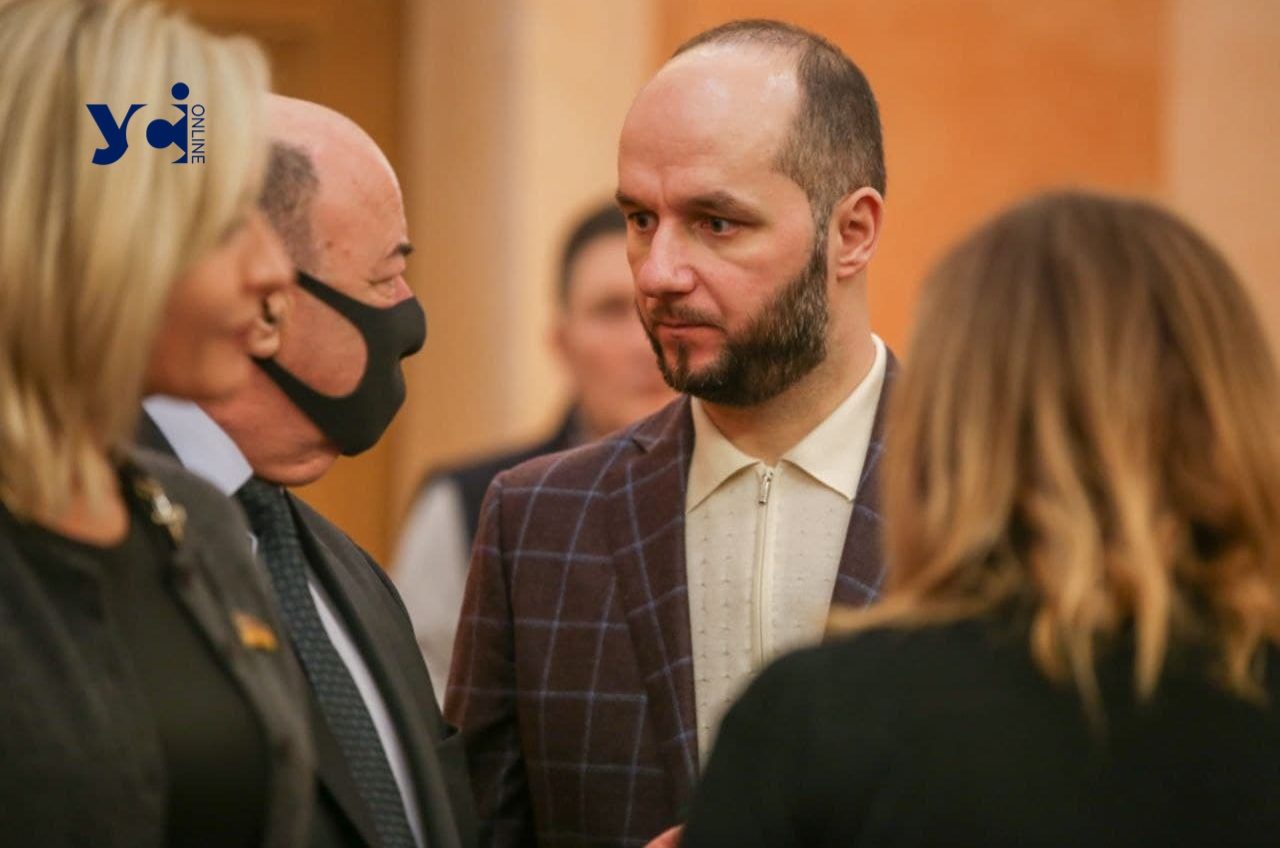 Депутат Одеської міськради Гіганов міг отримати громадянство росіі та працевлаштуватись там usionline.com Депутат Одеської міськради Гіганов міг отримати громадянство росіі та працевлаштуватись там «фото»
