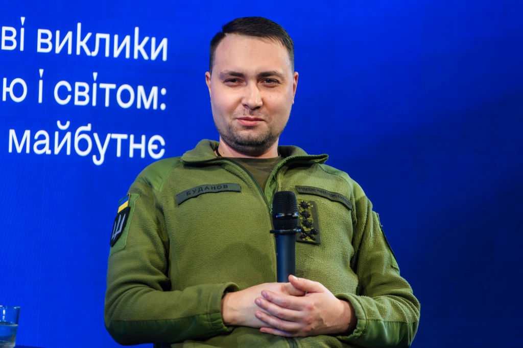 Буданов розповів про деталі збиття двох російських літаків Су-30 ракетами AIM-9 із морських дронів (відео) usionline.com Буданов розповів про деталі збиття двох російських літаків Су-30 ракетами AIM-9 із морських дронів (відео) «фото»