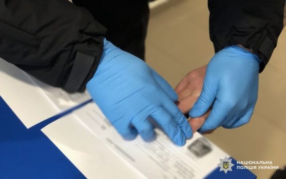 На Одещині жінка вдарила ножем у груди рідного брата usionline.com На Одещині жінка вдарила ножем у груди рідного брата «фото»