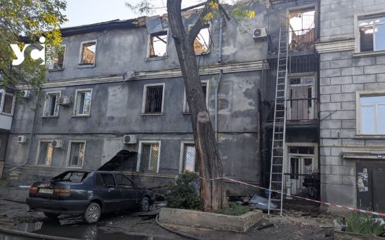 Пошкоджену БПЛА триповерхівку в Одесі, де загинуло подружжя, ймовірно знесуть «фото»