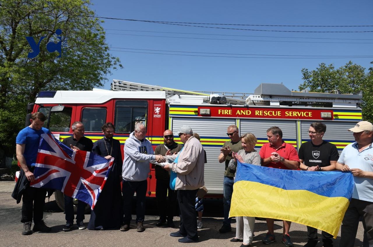Англійці з Сares-Ukrainе подарували Дальницькій громаді пожежну машину (фото, відео) «фото»