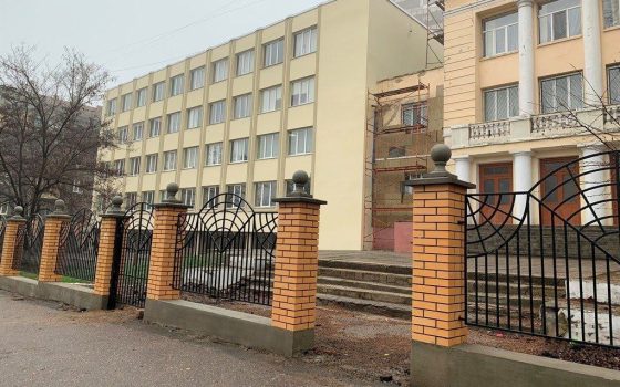 В одній зі шкіл Одеси відремонтують класи за майже 5 млн грн «фото»
