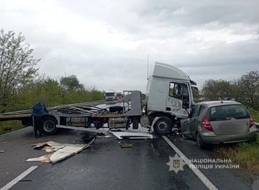 В поліції розповіли подробиці жахливої аварії на трасі Одеса-Рені, де загинула 37-річна жінка «фото»