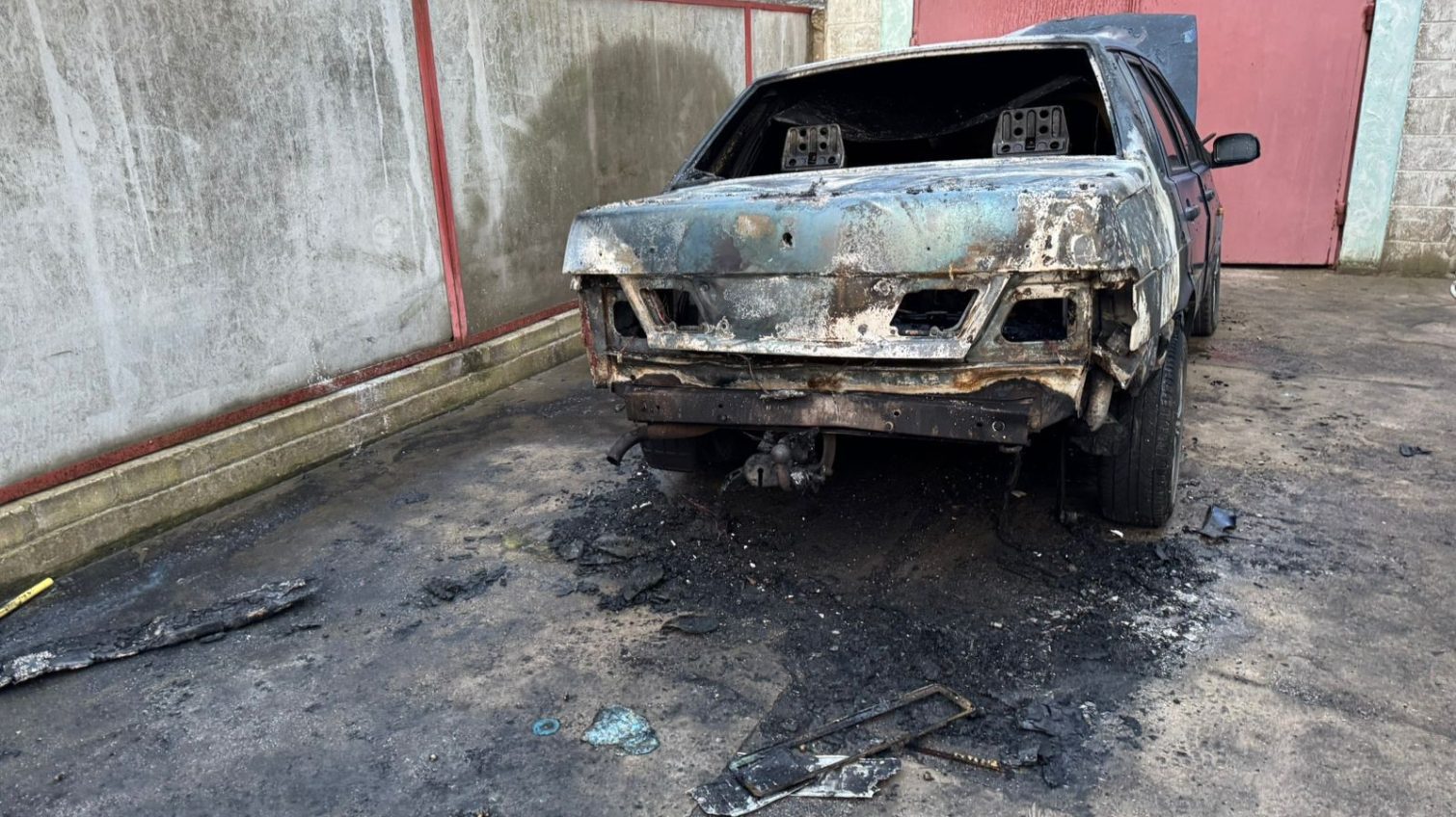 На Одещині чоловік підпалив автівку рідного брата (фото) usionline.com На Одещині чоловік підпалив автівку рідного брата (фото) «фото»