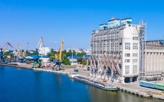 Порт в Миколаєві не зможе працювати до кінця війни «фото»