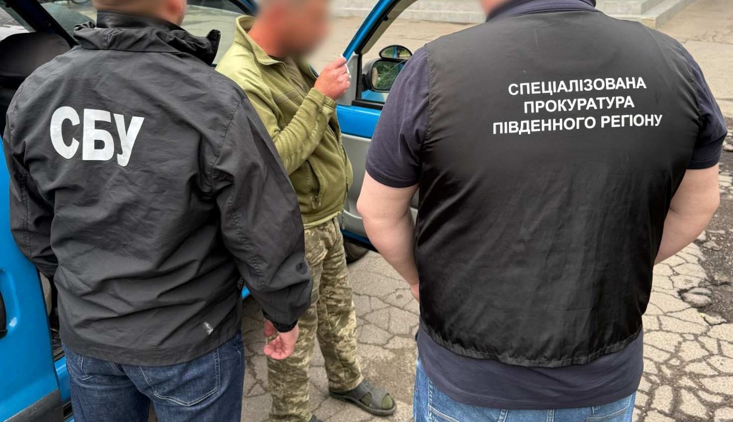 В Одесі затримали командира ТЦК та його спільника на хабарі за «зняття з розшуку» ухилянта usionline.com В Одесі затримали командира ТЦК та його спільника на хабарі за «зняття з розшуку» ухилянта «фото»