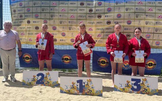 Спортсменка з Одещини здобула «срібло» на Чемпіонаті України з пляжного самбо (фото) usionline.com Спортсменка з Одещини здобула «срібло» на Чемпіонаті України з пляжного самбо (фото) «фото»