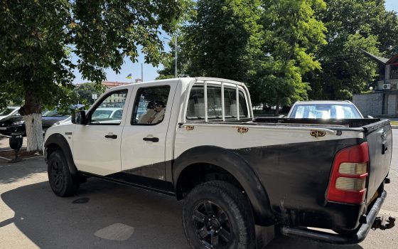 Саф’янівська громада передала ще одну автівку для військових (фото) «фото»