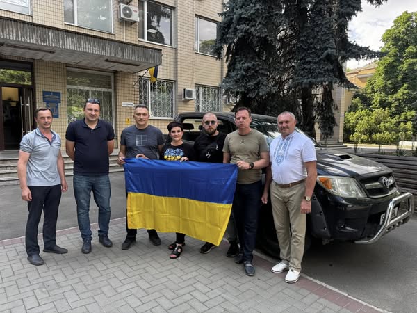Вже 33: ще один автомобіль на лінію фронту передала Саф’янівська громада (фото) usionline.com Вже 33: ще один автомобіль на лінію фронту передала Саф’янівська громада (фото) «фото»