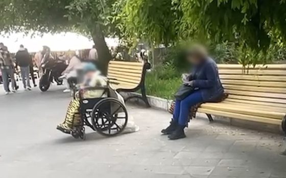 В Одесі жінка змушувала стареньку мати жебракувати: недбалій дочці загрожує в’язниця (фото, відео) «фото»