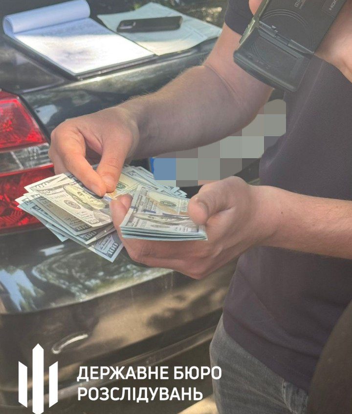 Пропонував хабар за втечу через Дністер: на Одещині військовий хотів переправляти втікачів до Молдови (фото) usionline.com Пропонував хабар за втечу через Дністер: на Одещині військовий хотів переправляти втікачів до Молдови (фото) «фото»