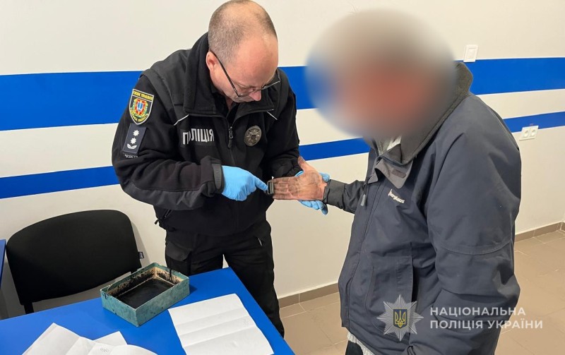 Вбивство через останню чарку: на Одещині чоловік побив односельця до смерті usionline.com Вбивство через останню чарку: на Одещині чоловік побив односельця до смерті «фото»