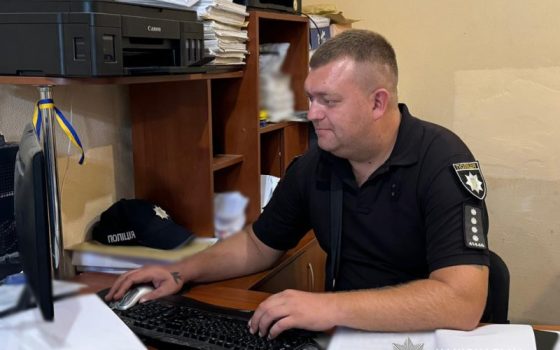 В Подільському районі на зберіганні гранати та канабісу викрили чоловіка «фото»