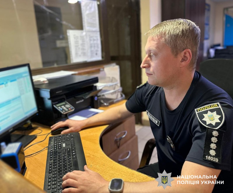 Вдавав із себе майстра: в Одесі шахрай брав передоплату за «ремонт кондиціонерів» і зникав usionline.com Вдавав із себе майстра: в Одесі шахрай брав передоплату за «ремонт кондиціонерів» і зникав «фото»