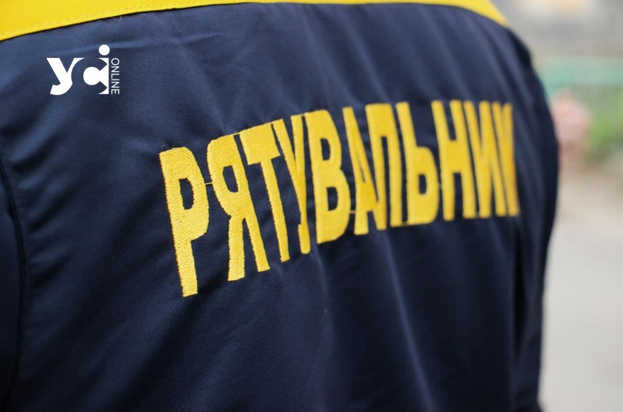В Одесі палала трансформаторна підстанція: в шахті під спорудою знайшли тіло жінки usionline.com В Одесі палала трансформаторна підстанція: в шахті під спорудою знайшли тіло жінки «фото»
