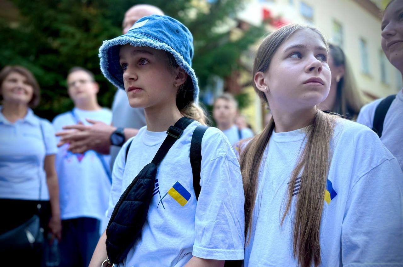 Юні одесити вирушили на відпочинок до Греції (фото) usionline.com Юні одесити вирушили на відпочинок до Греції (фото) «фото»