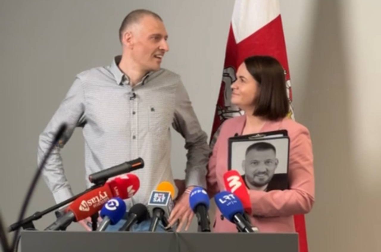 Це система, створена для того, щоб знищити гідність: Сергій Тихановський після звільнення (відео) «фото»