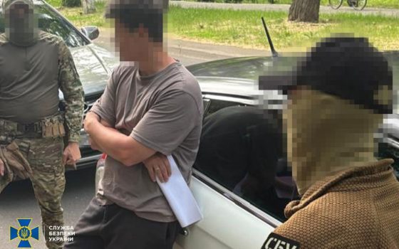 Хотів купити секрети ЗСУ: в Одесі затримали чоловіка, який полював на військові розробки (фото) «фото»