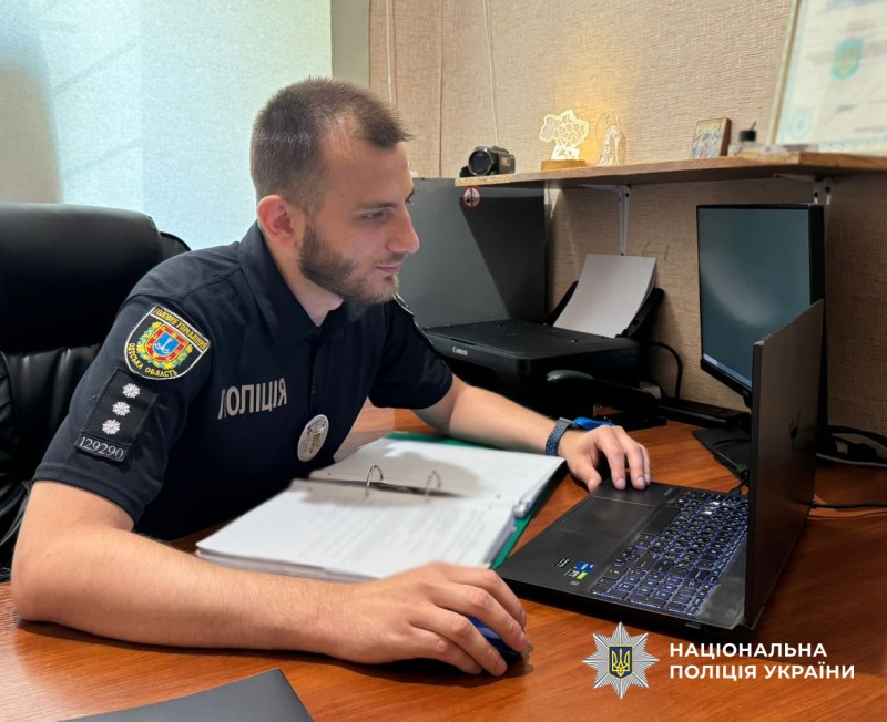 В Одесі чоловіку оголосили підозру за напад на журналіста під час судового засідання usionline.com В Одесі чоловіку оголосили підозру за напад на журналіста під час судового засідання «фото»