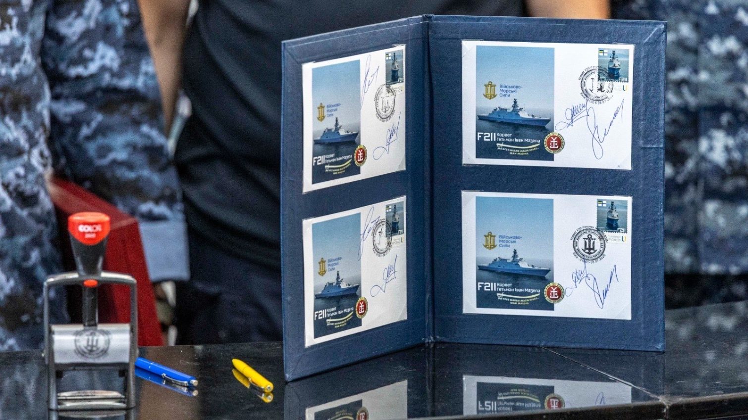 У день військово-морських сил погасили марку “Корвет “Гетьман Іван Мазепа” (фото) usionline.com У день військово-морських сил погасили марку “Корвет “Гетьман Іван Мазепа” (фото) «фото»
