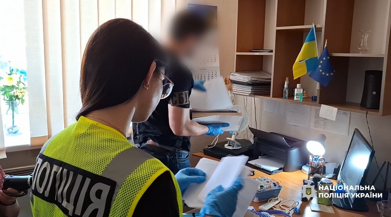 На Одещині посадовицю міськради затримали за хабар за фальшиві документи для пенсії (фото, відео) «фото»