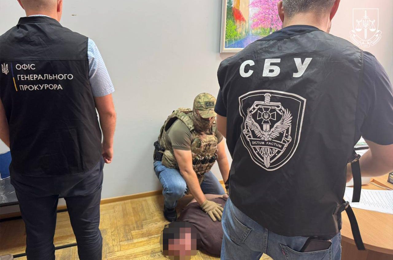 Міжрегіональна спецоперація: кілька високопоставлених одеських митників схоплені на оборудках «фото»
