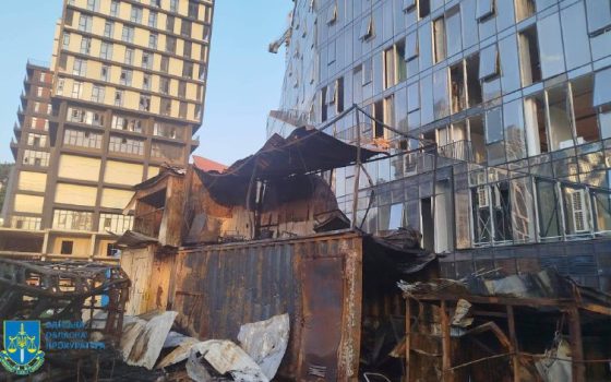 В Одесі унаслідок нічної атаки загинув охоронець новобудови, є руйнування (фото) «фото»