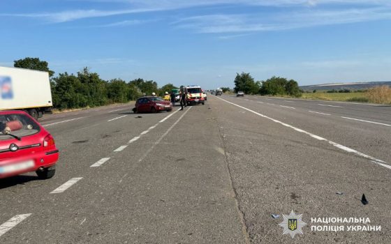 На трасі «Одеса-Київ» зіштовхнулися дві автівки: постраждала 12-річна дитина «фото»