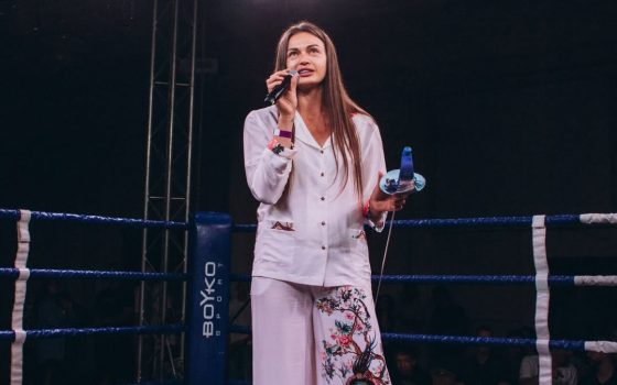 Шаблю олімпійської призерки з Одеси продали на аукціоні заради ЗСУ (фото) usionline.com Шаблю олімпійської призерки з Одеси продали на аукціоні заради ЗСУ (фото) «фото»