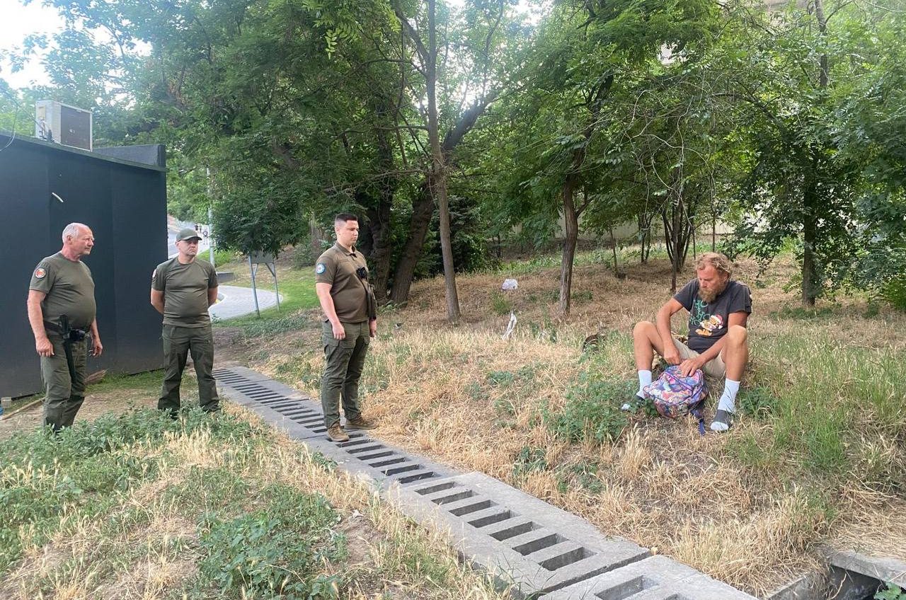 На Трасі здоров’я в Одесі ремонтують освітлення після пошкоджень вандалами (фото) usionline.com На Трасі здоров’я в Одесі ремонтують освітлення після пошкоджень вандалами (фото) «фото»