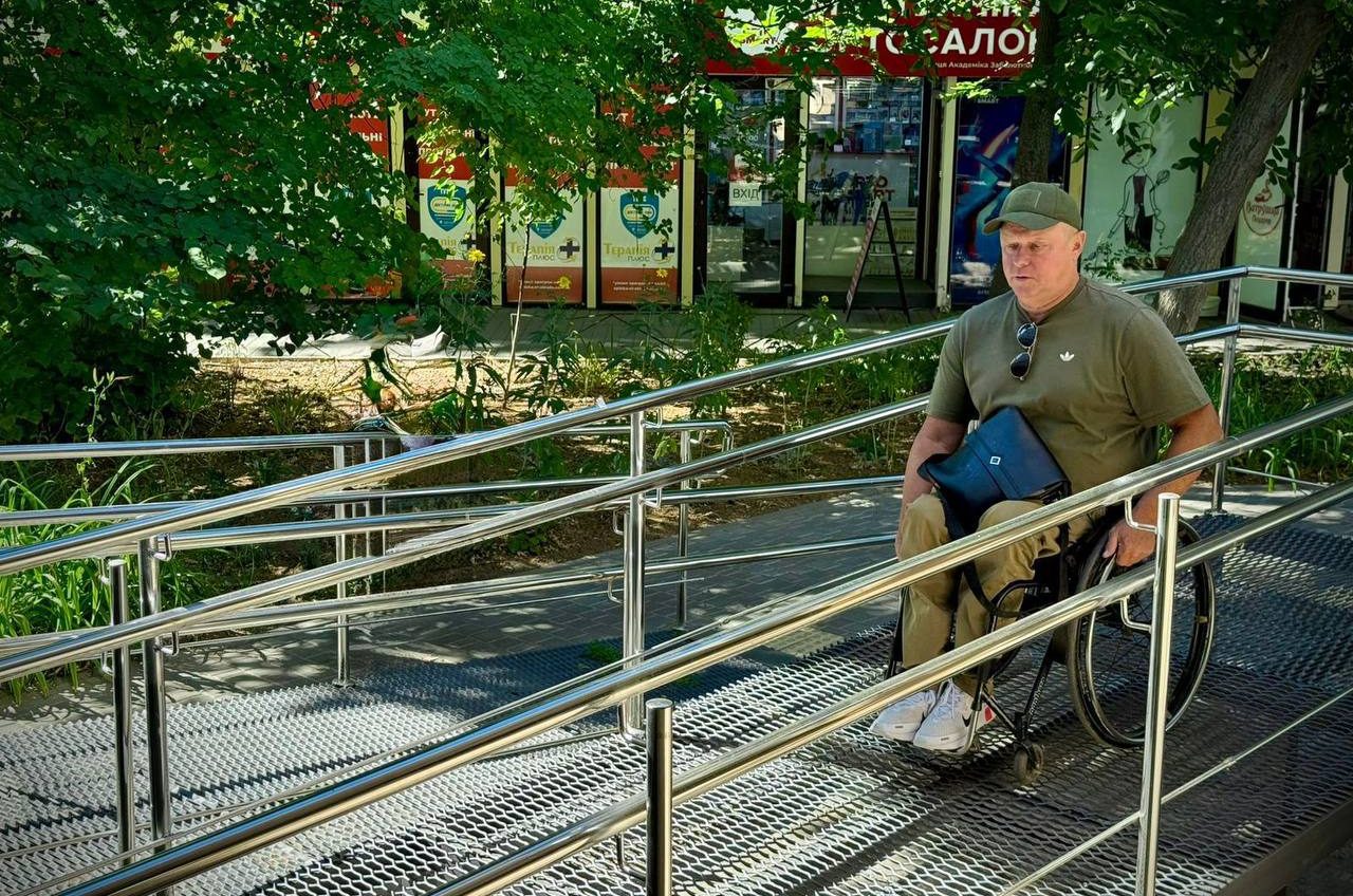 Одеську обласну лікарню зроблять зручною для людей з інвалідністю usionline.com Одеську обласну лікарню зроблять зручною для людей з інвалідністю «фото»