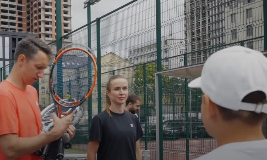 Еліна Світоліна провела тренування для дітей, яких врятували від депортації (відео) usionline.com Еліна Світоліна провела тренування для дітей, яких врятували від депортації (відео) «фото»