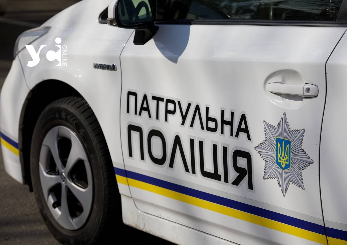 «Зламав ключицю, тікаючи від патрульних», – в поліції прокоментували скандальне «побиття» чоловіка в Одесі (відео) «фото»