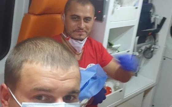 На Одещині медики «швидкої» прийняли пологи просто неба (фото) «фото»