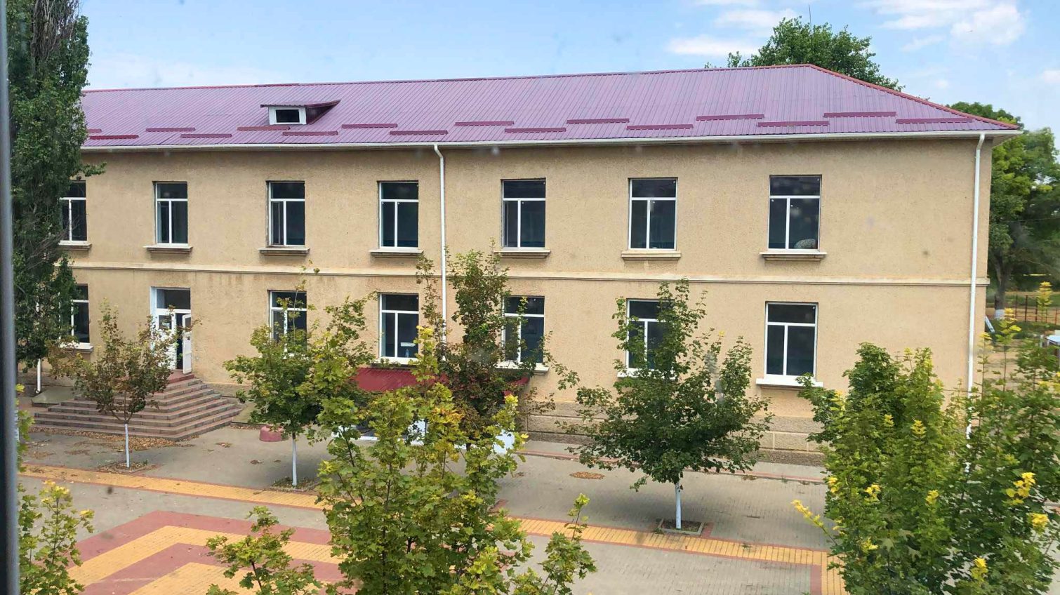 На Одещині оновлюють навчальний ліцей за підтримки Болгарії (фото) usionline.com На Одещині оновлюють навчальний ліцей за підтримки Болгарії (фото) «фото»
