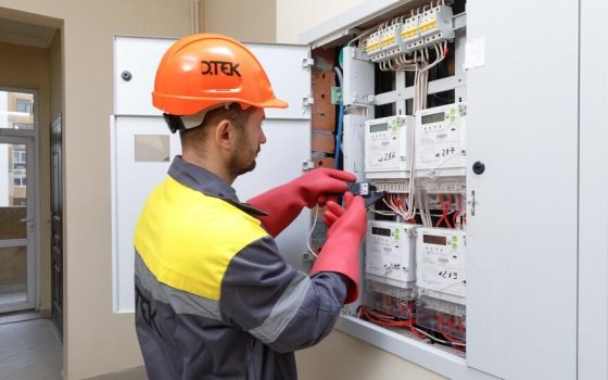 З початку року ДТЕК встановив на Одещині понад 35 тисяч «розумних» лічильників, які самостійно передають покази «фото»