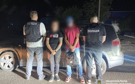 4 100 доларів за втечу: на Одещині затримали перевізницю ухилянтів usionline.com 4 100 доларів за втечу: на Одещині затримали перевізницю ухилянтів «фото»